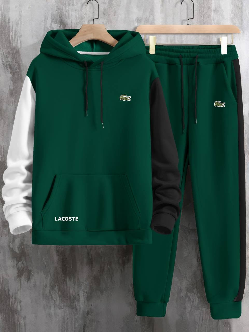 Chandal Lacoste bordado