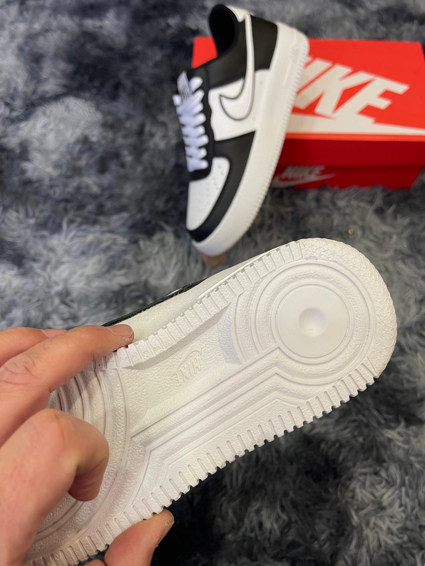 Air Force nueva black and white