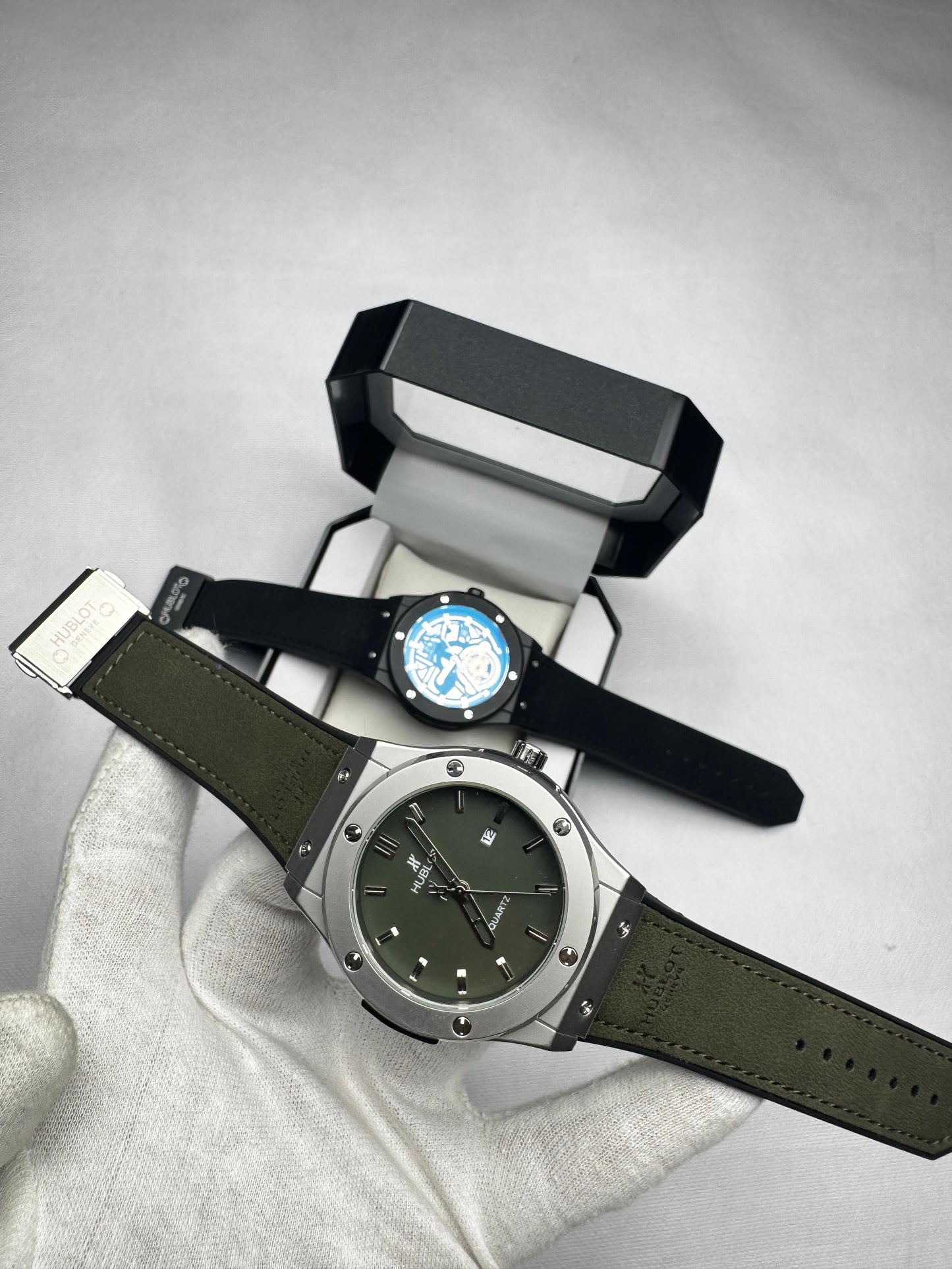 Reloj Hublot “alta gama”