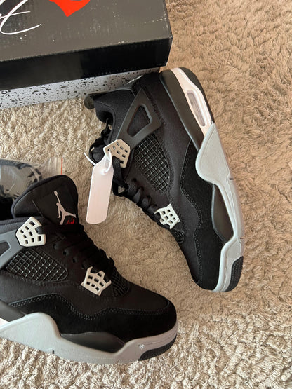 Jordan retro 4 negro calidad G5