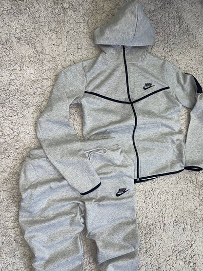 Tech Fleece Gris