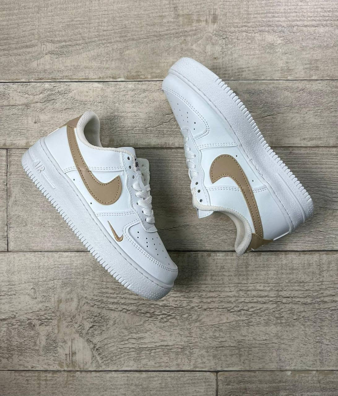 Zapatillas Air Force Blancas-Beis