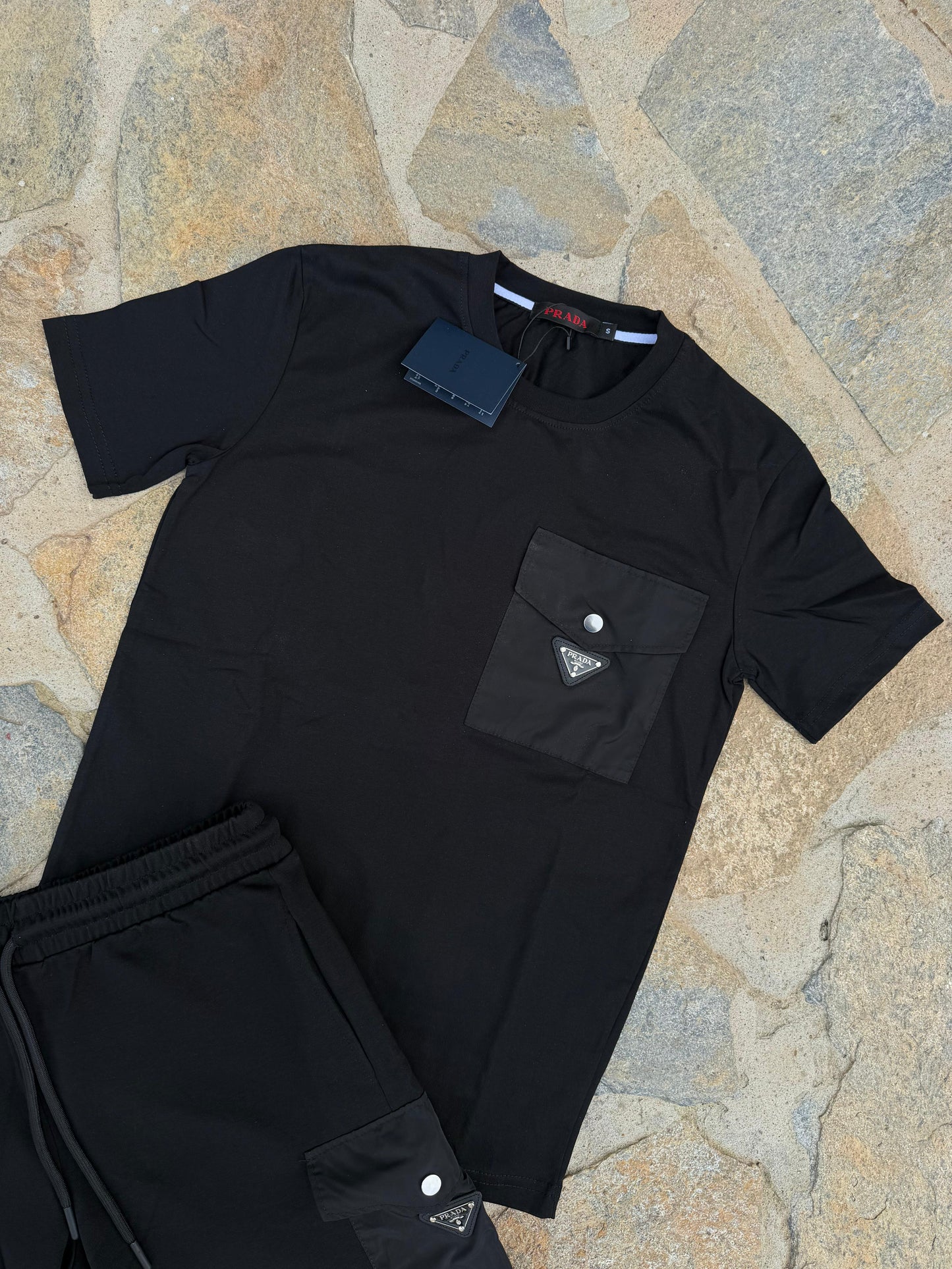 *Nuevo conjunto PRADA*

Calidad g5