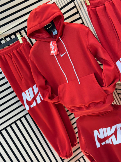 Chandal Nike rojo