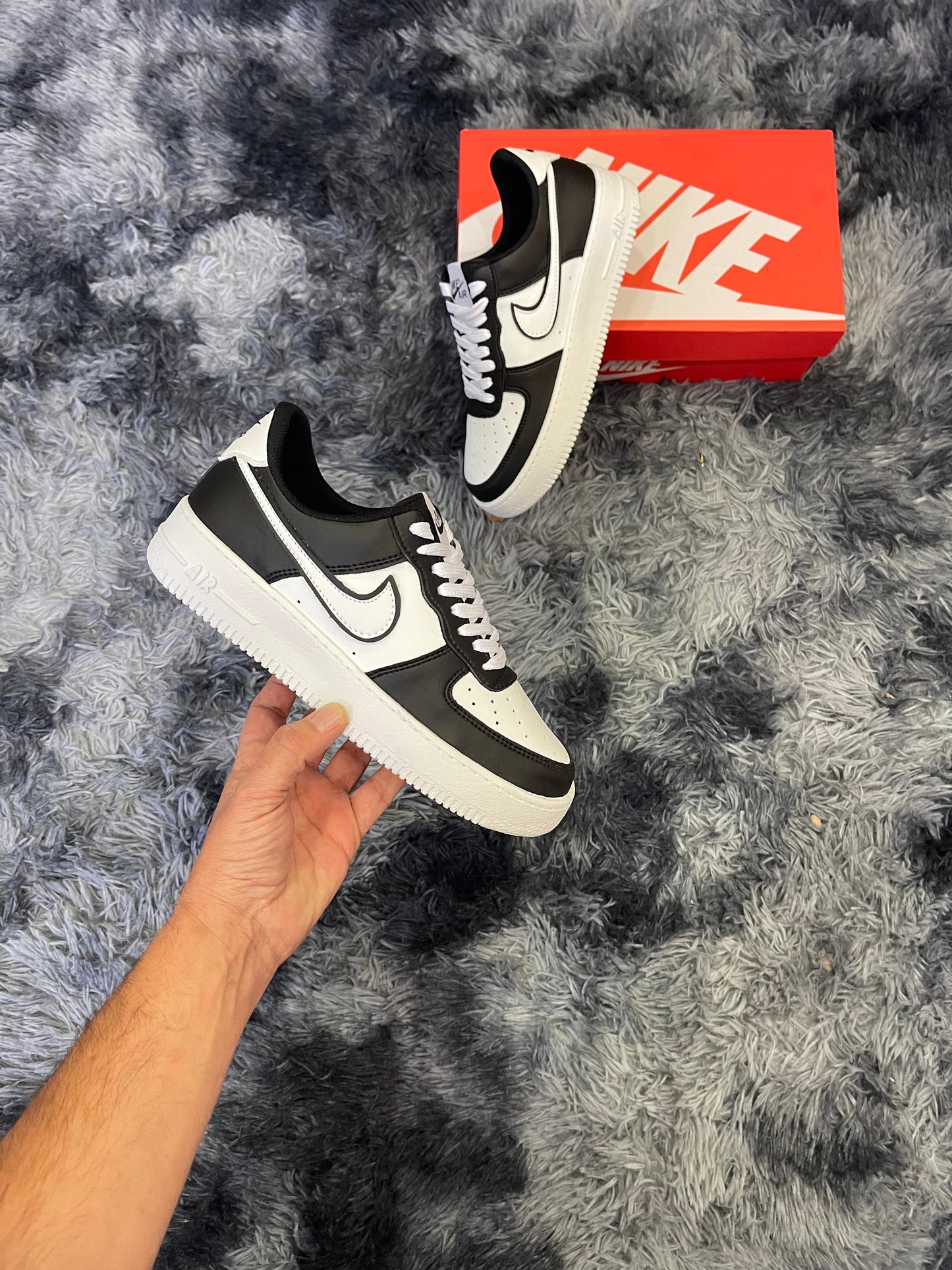 Air Force nueva black and white
