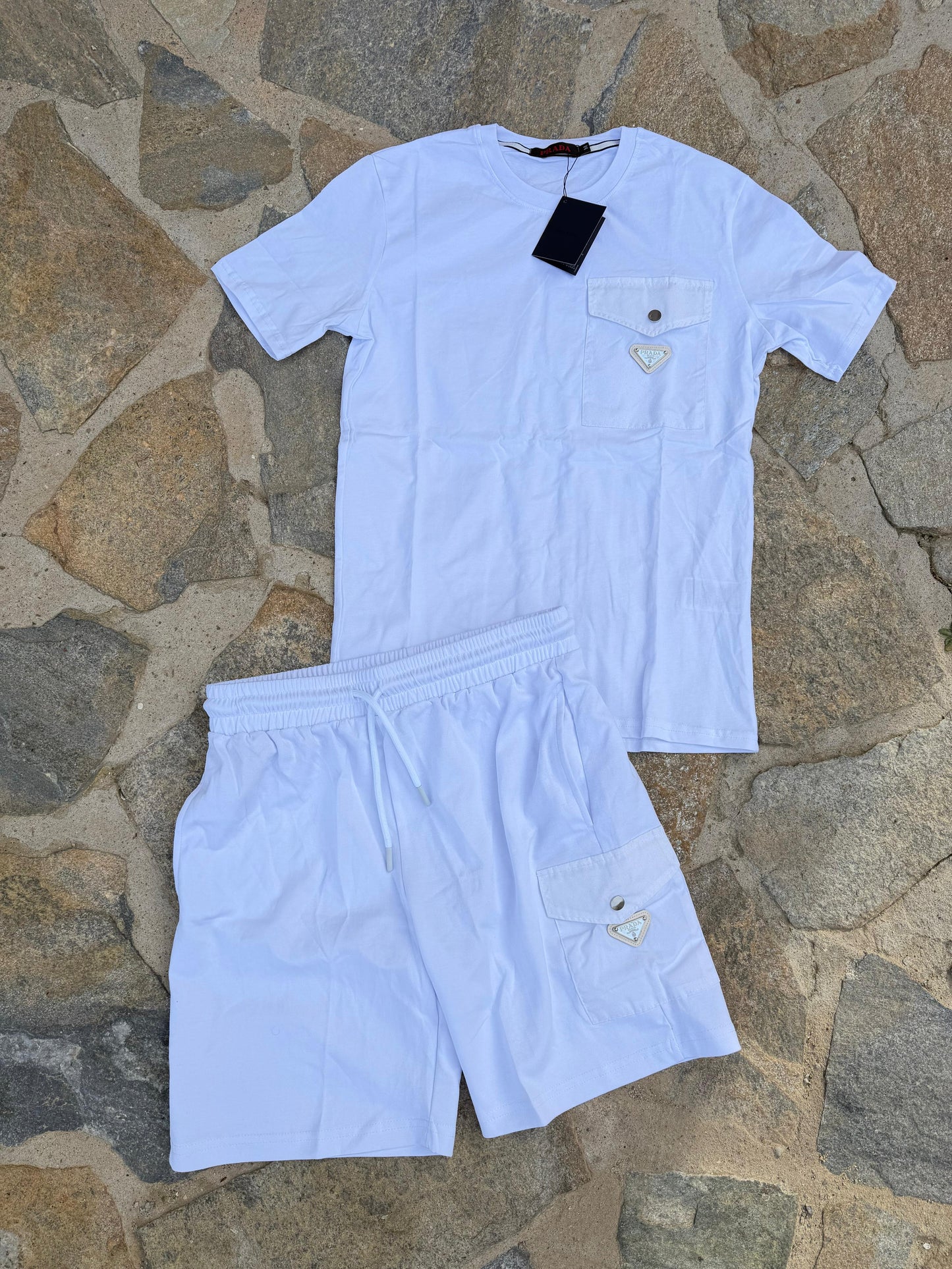 *Nuevo conjunto PRADA*

Calidad g5