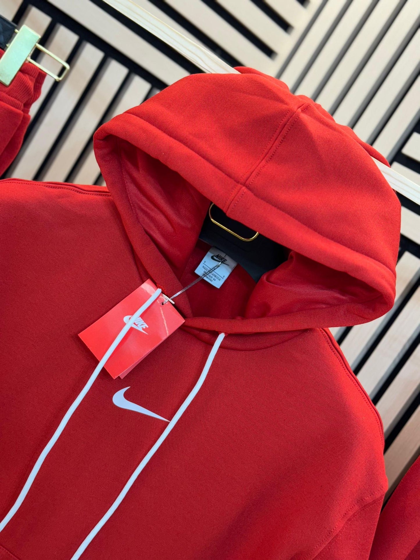 Chandal Nike rojo