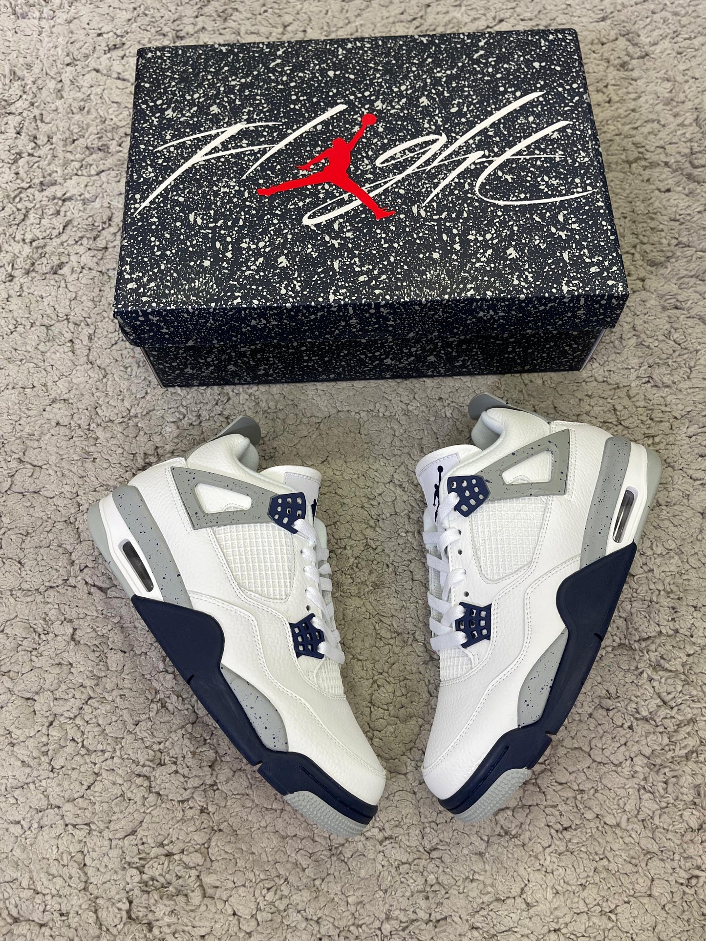 Jordan 4