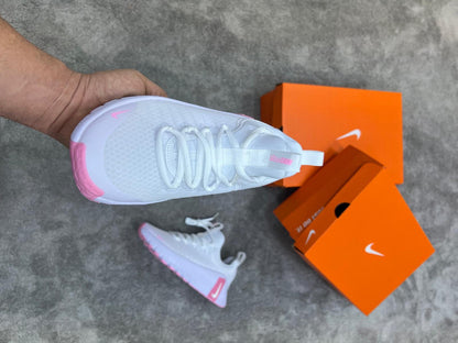 Nike free Metcon máxima calidad. Rosa y blanco