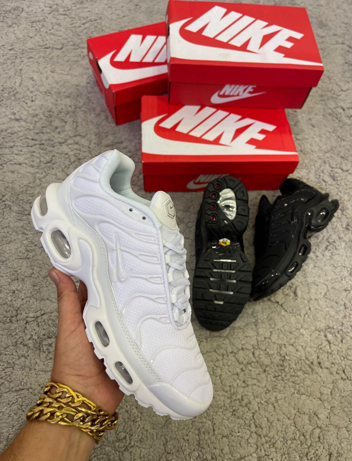 NIKE TN BLANCAS  MÁXIMA CALIDAD