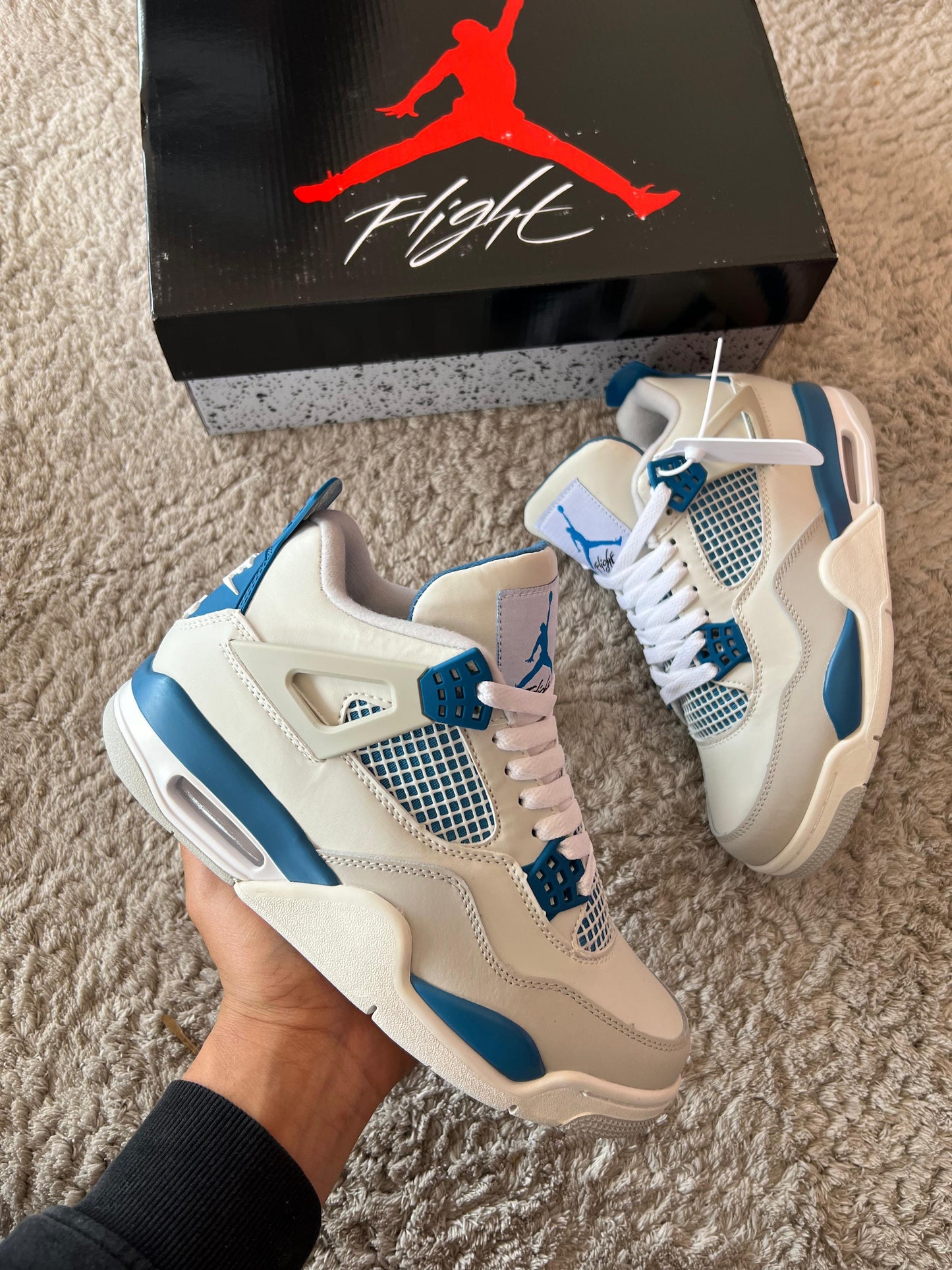 Jordan retro 4 blanco/azul calidad G5