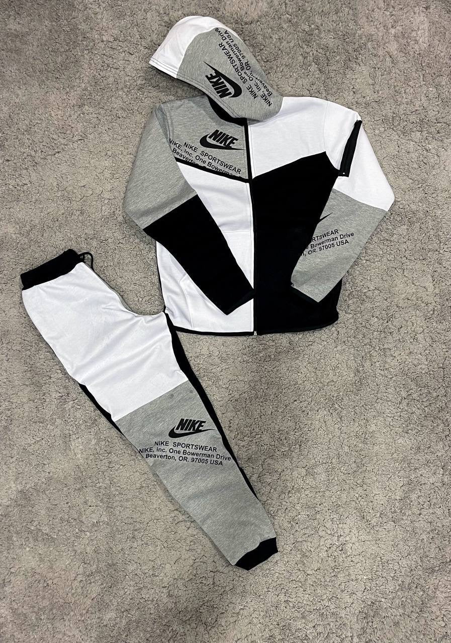 NUEVO NIKE TECH FLEECE