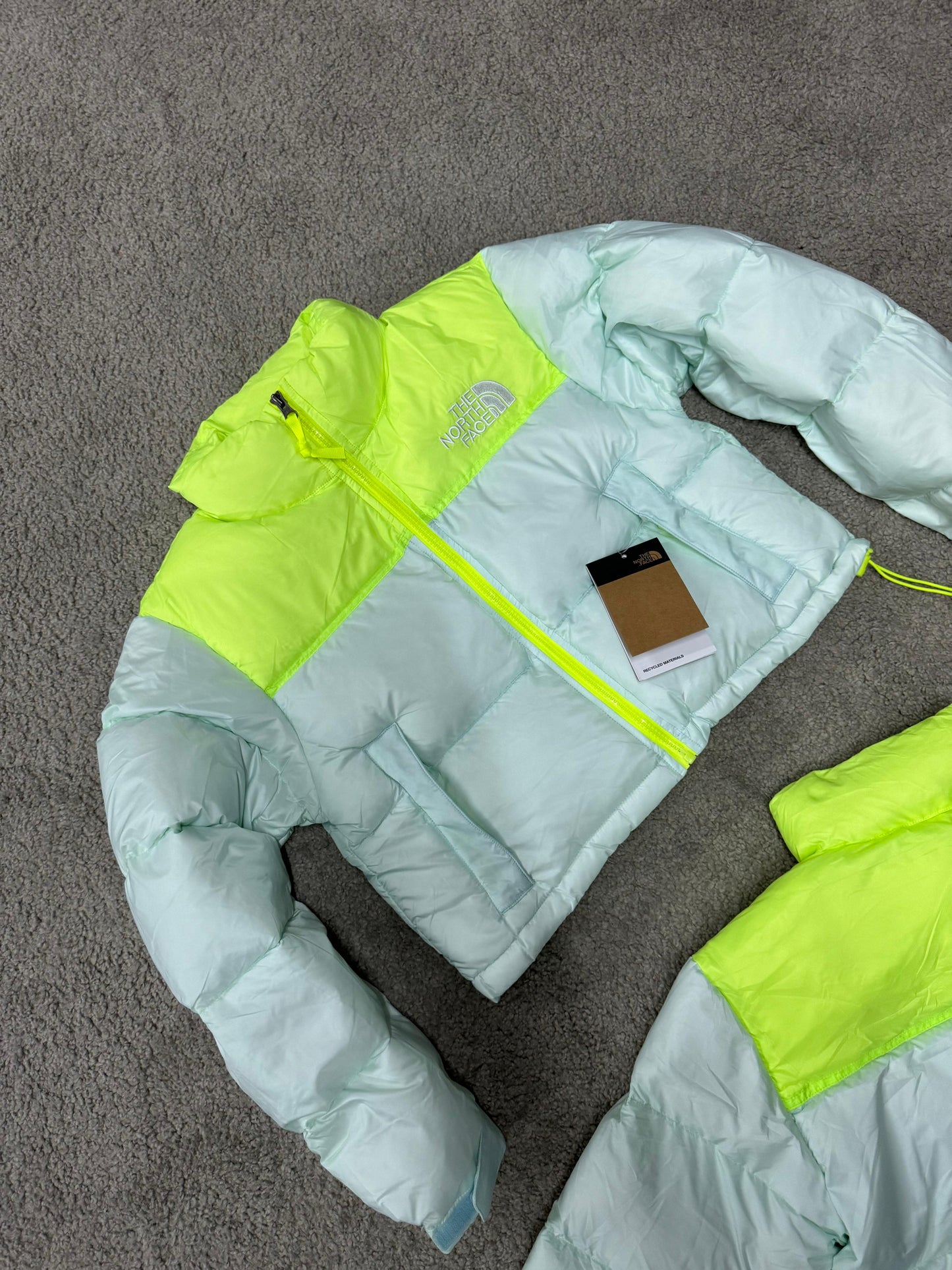 The North Face   Chaquetas para chica . HOT GAME