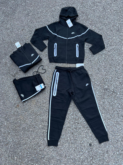 Chándal Nike tech eléctrico
