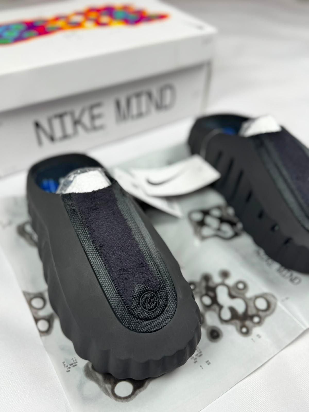 Nike mind 001 negra