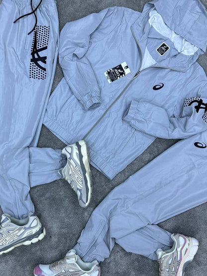 Chándal ASICS  gris

Calidad G5