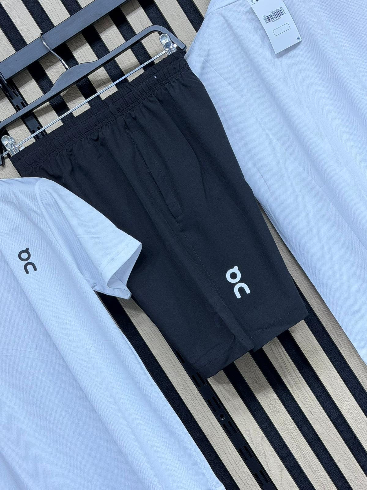 Conjunto on