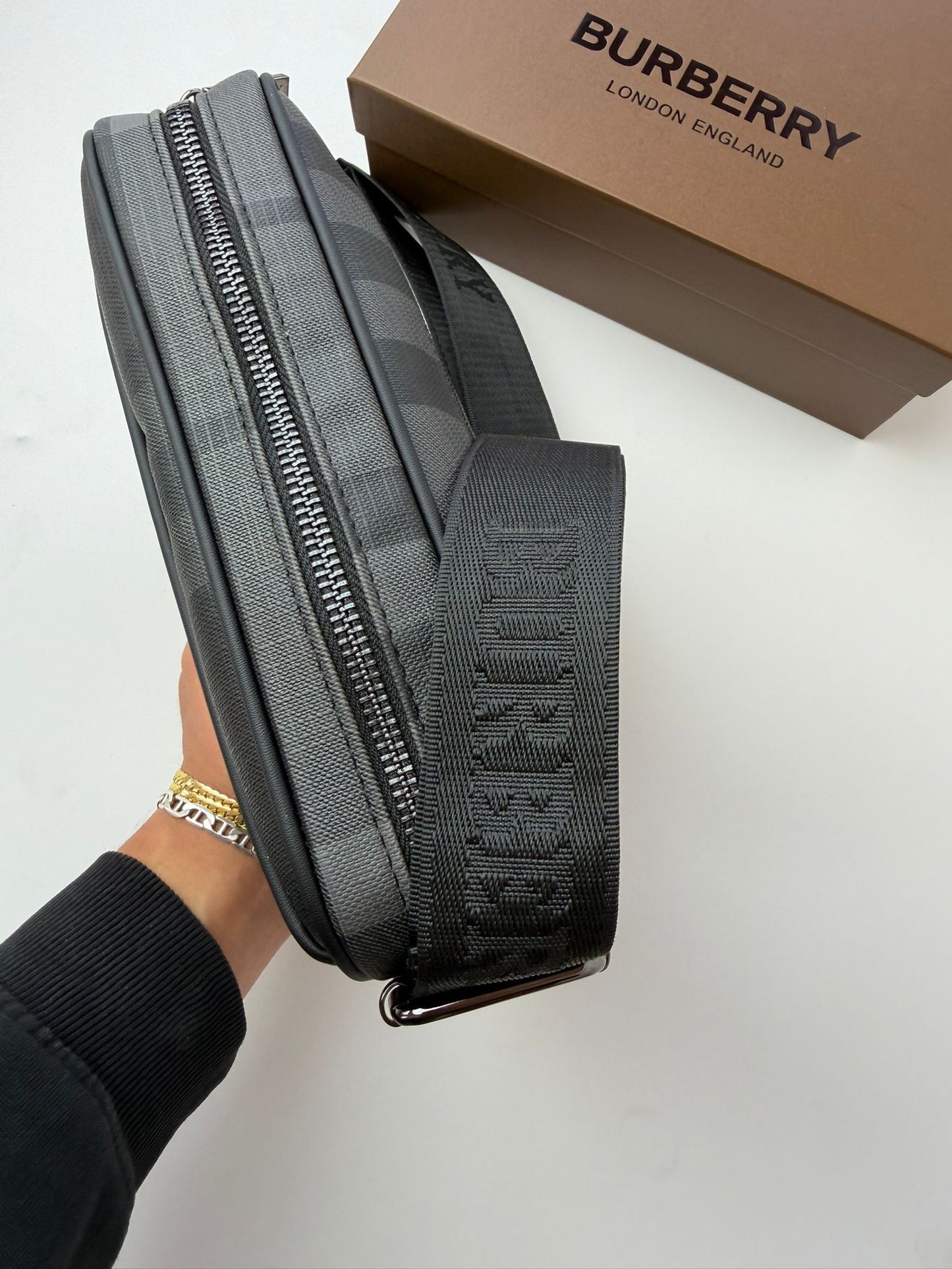 RIÑONERA BURBERRY CALIDAD G5