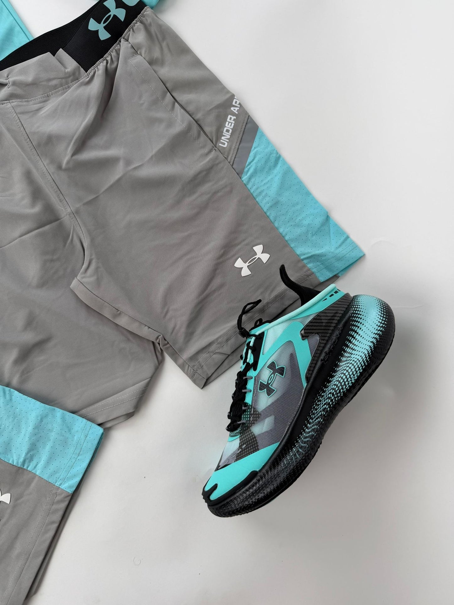 Conjunto Under Armour 2026