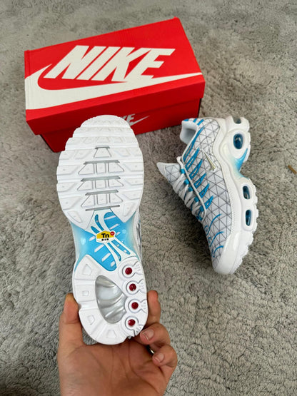 Nike tn SHARK RED WHITE BLACK