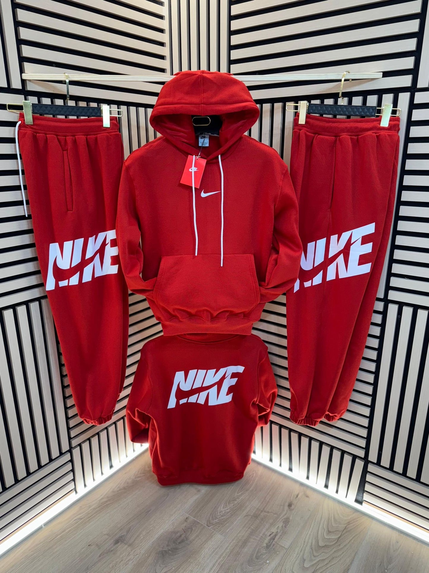 Chandal Nike rojo