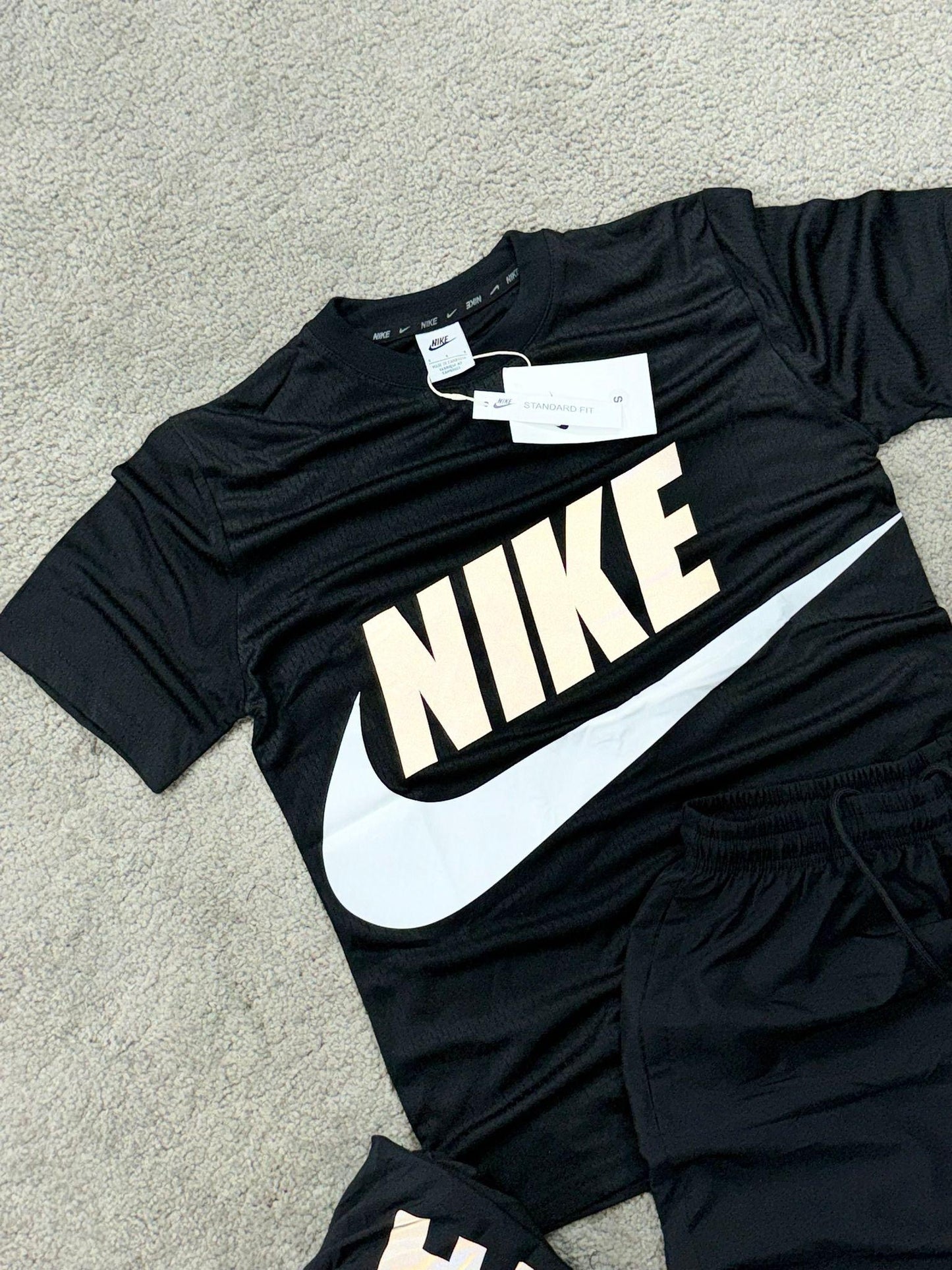 Conjunto verano  nike reflectante G5