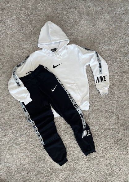 Chándal blanco Nike