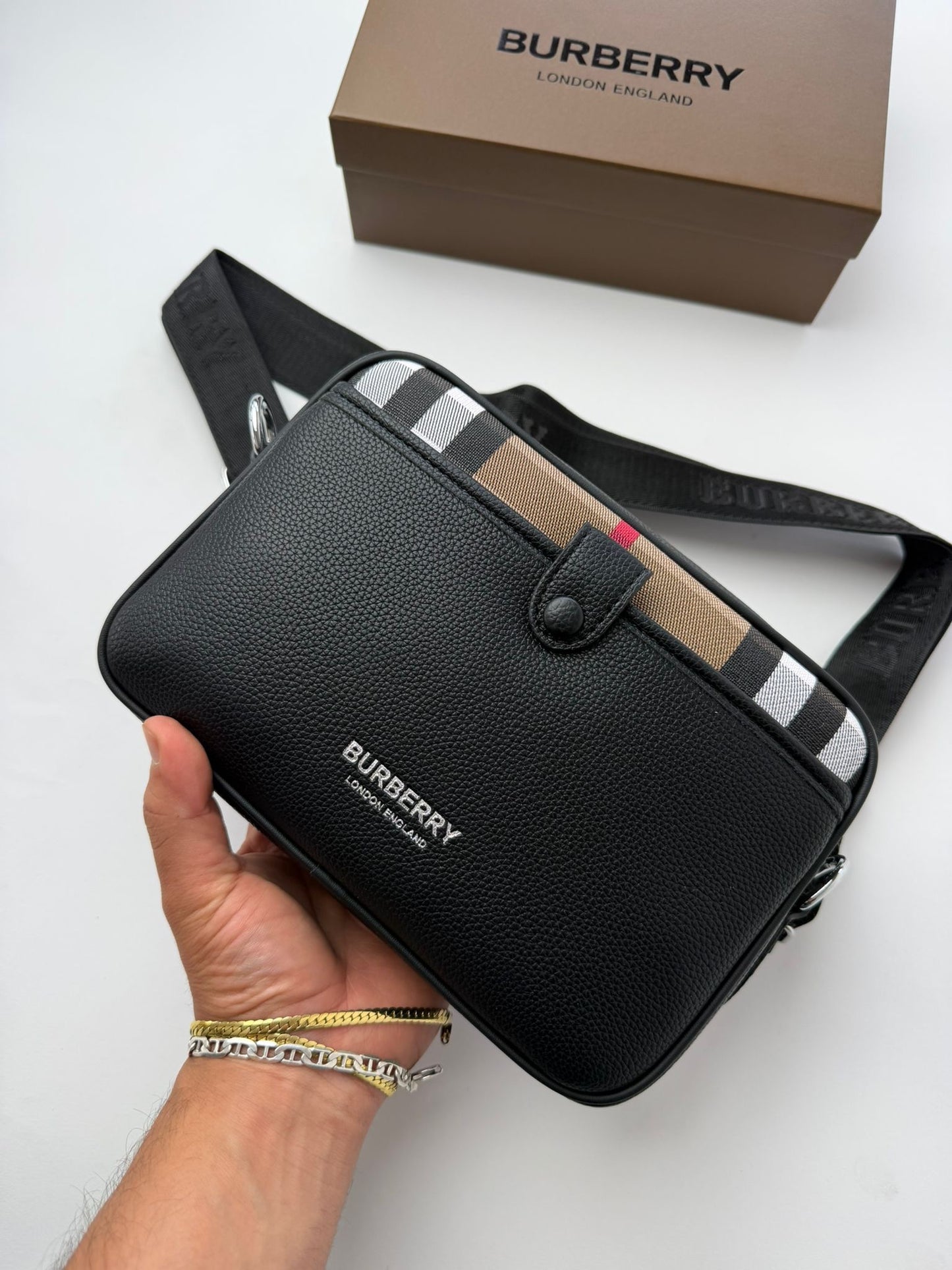 RIÑONERA BURBERRY CALIDAD G5