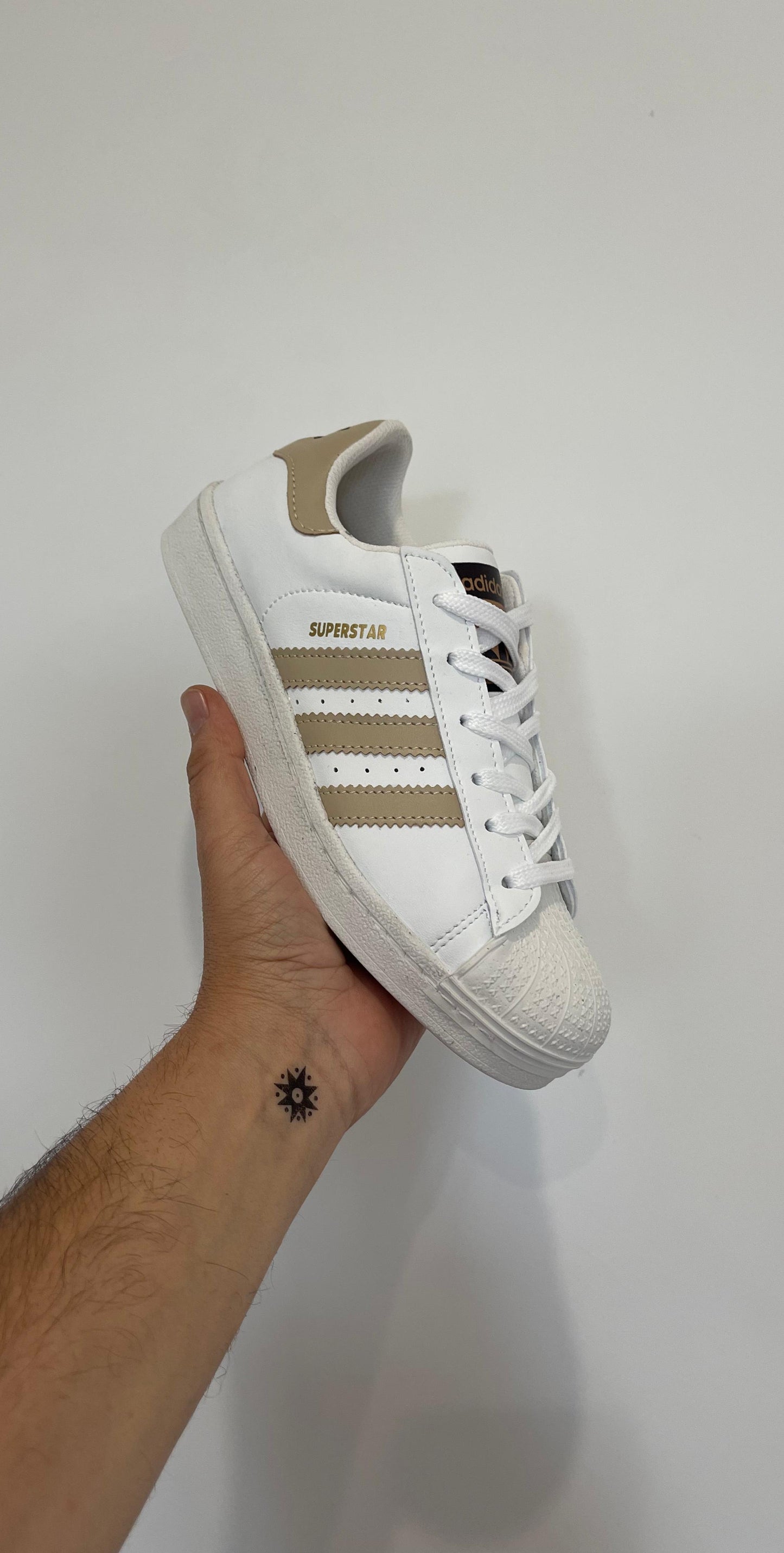 ADIDAS SUPERSTAR BLANCA BEIGE