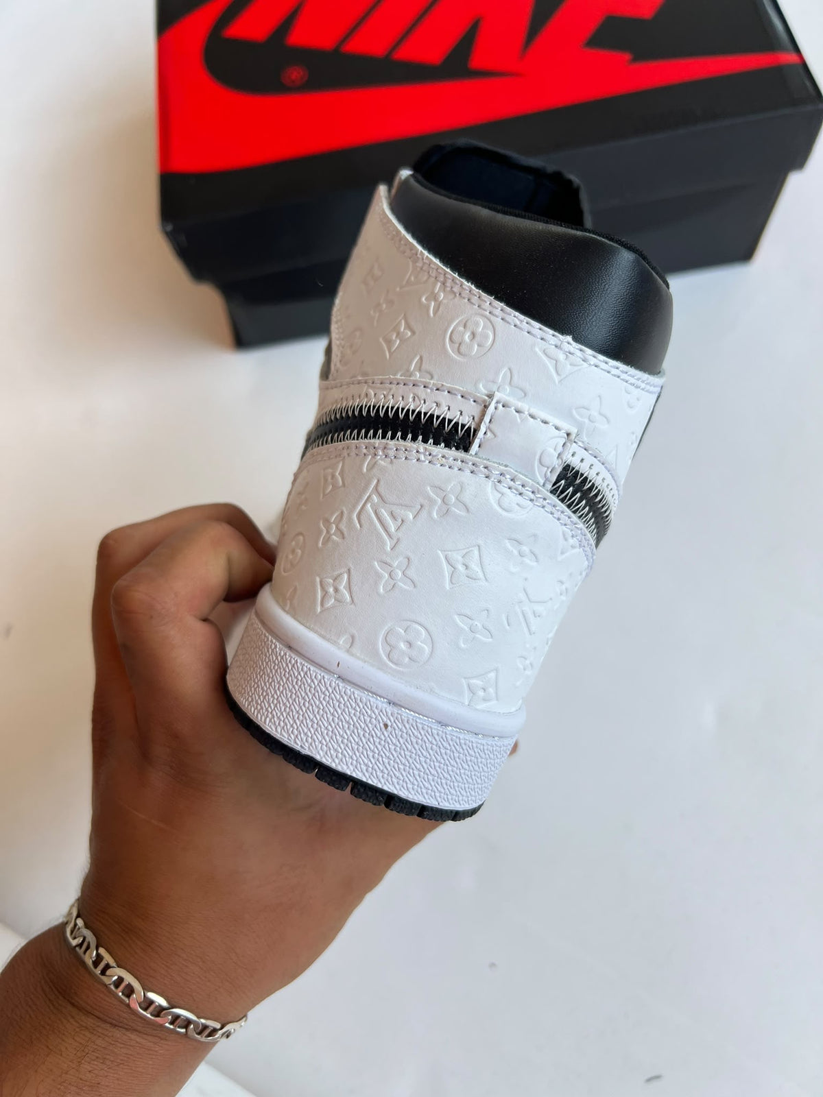 Jordan 1 mind