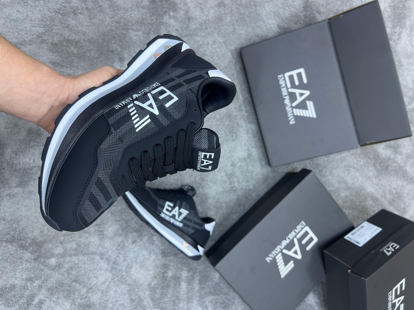 Zapatillas empori Armani negras:blancas