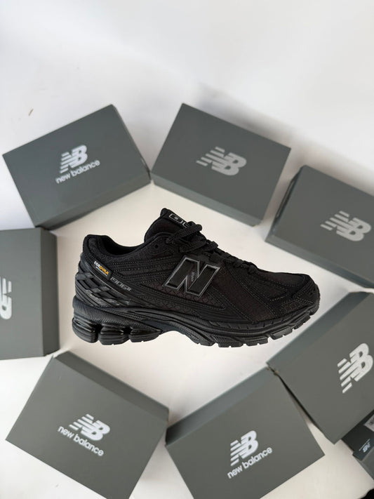 New Balance 1906 R