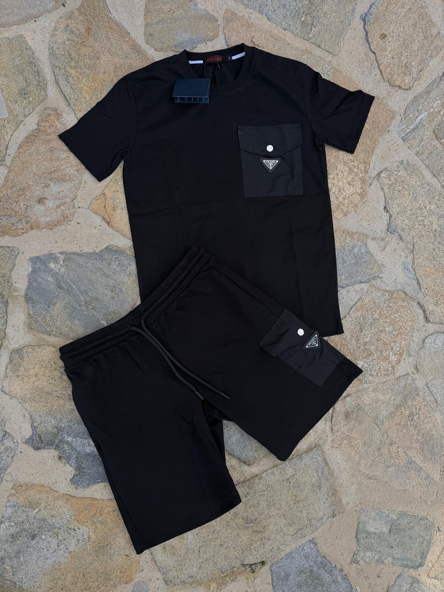 *Nuevo conjunto PRADA*

Calidad g5