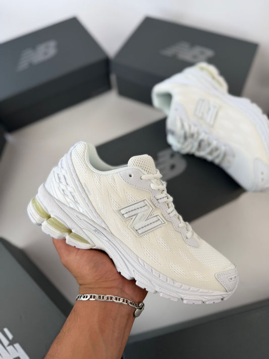New Balance 1906 R