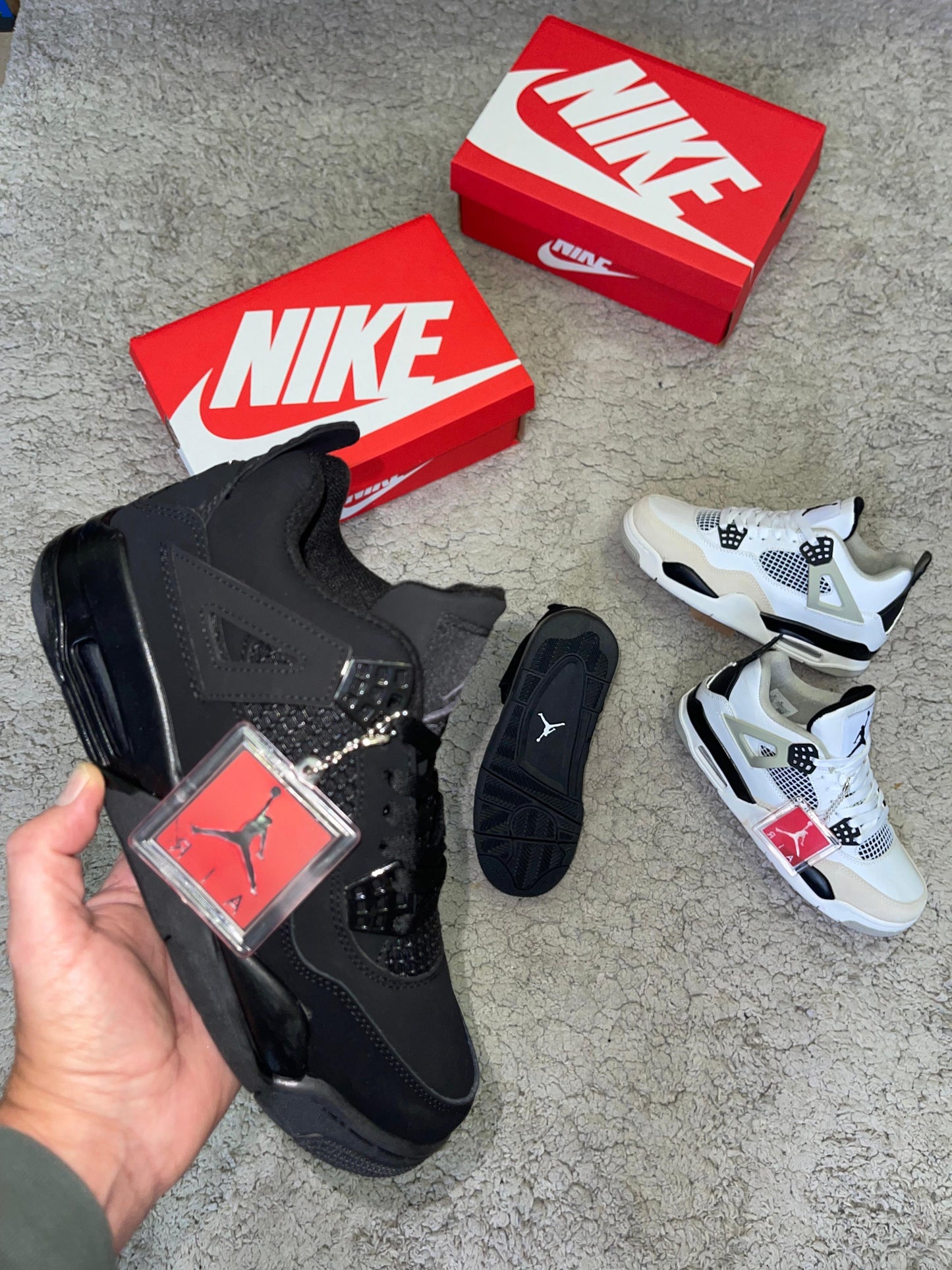 Jordan Retro 4 black “buena media"