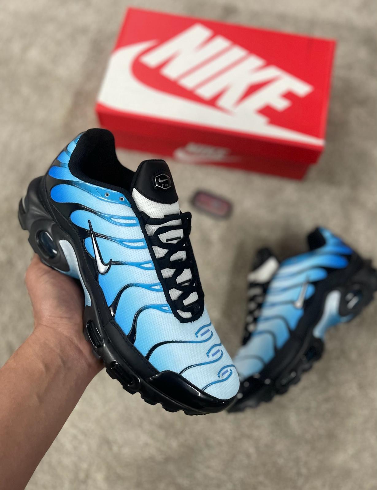 NIKE TN