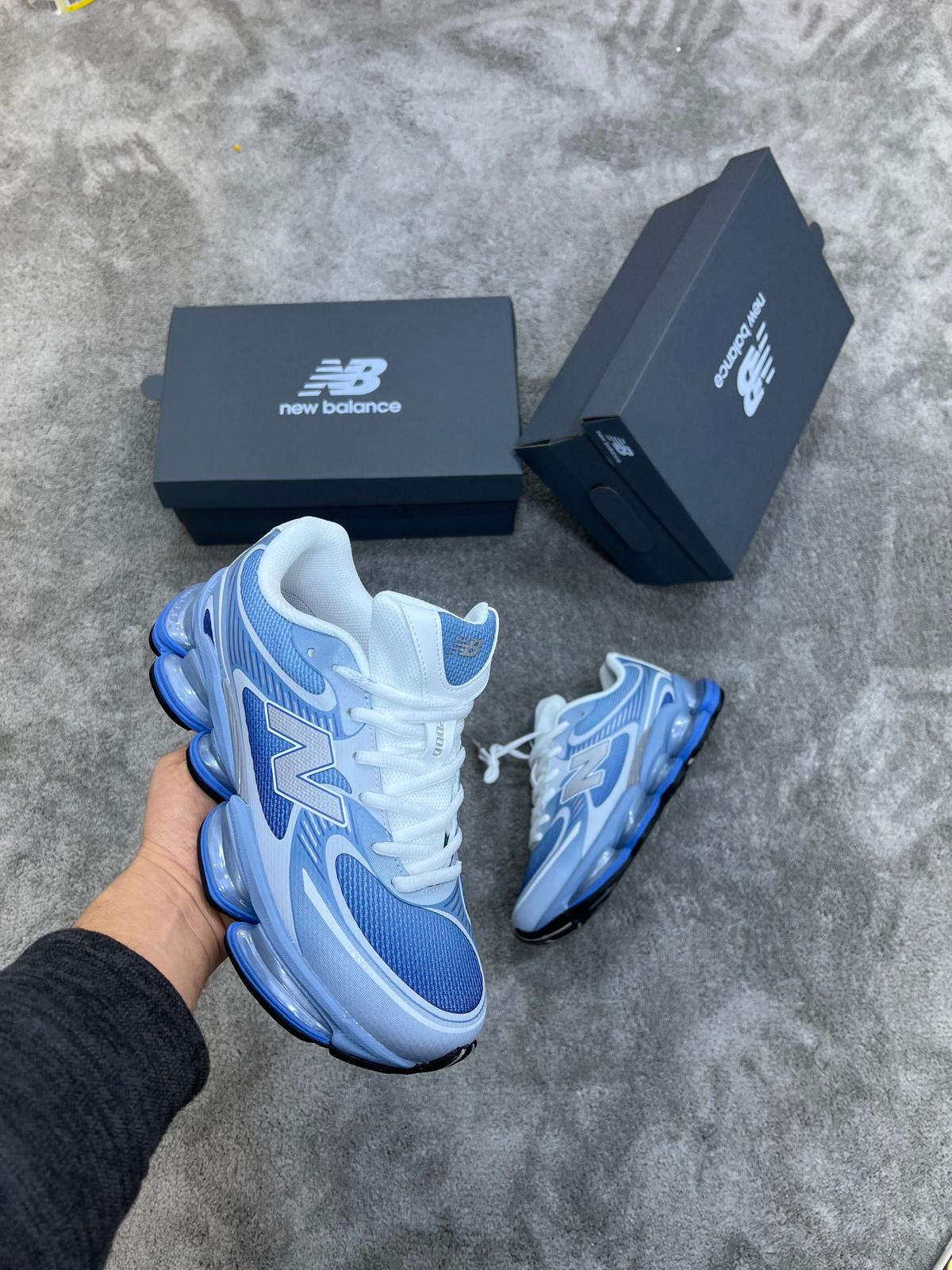New Balance  2000
