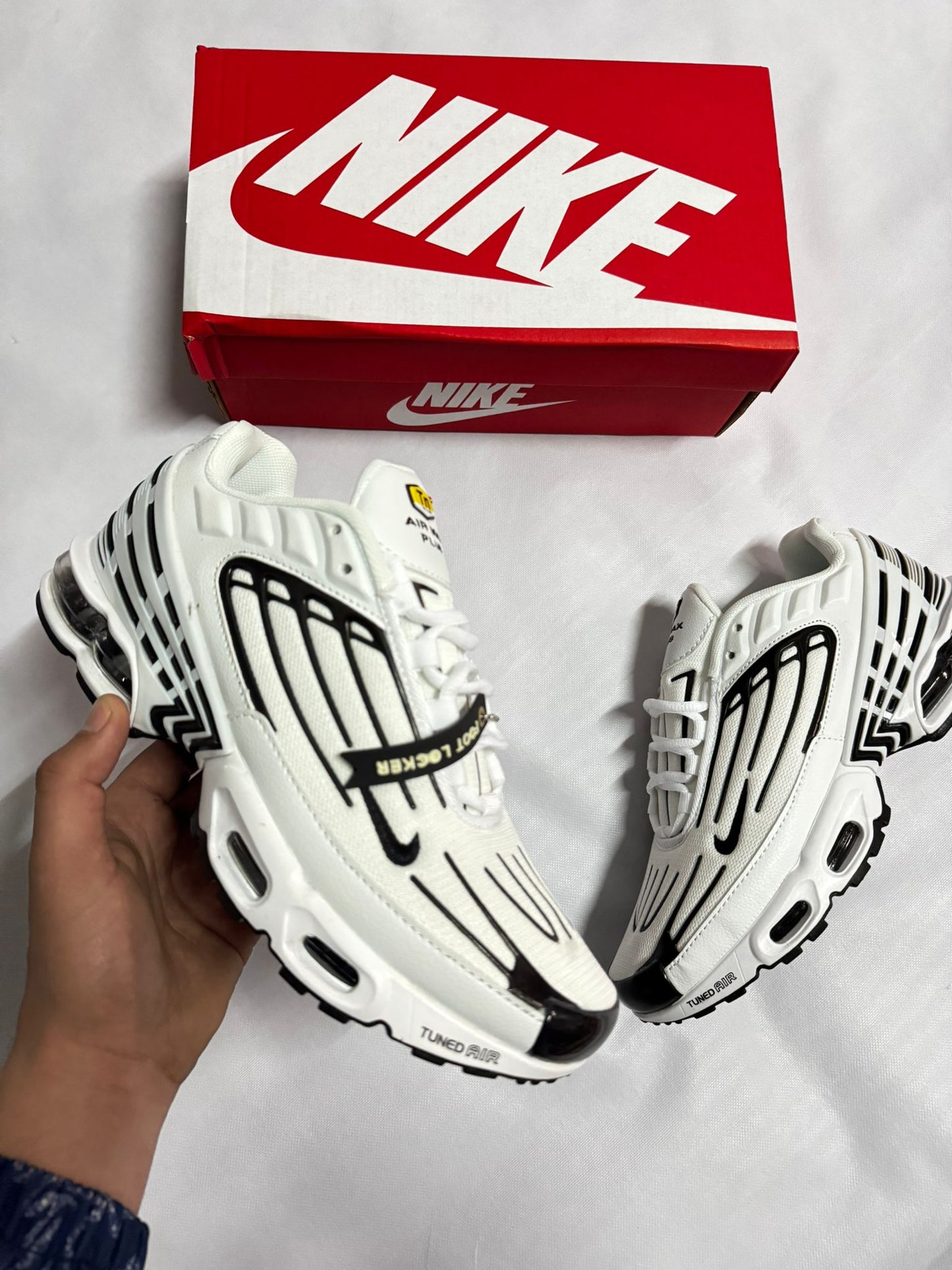 Nike Tn Tunned White and Black